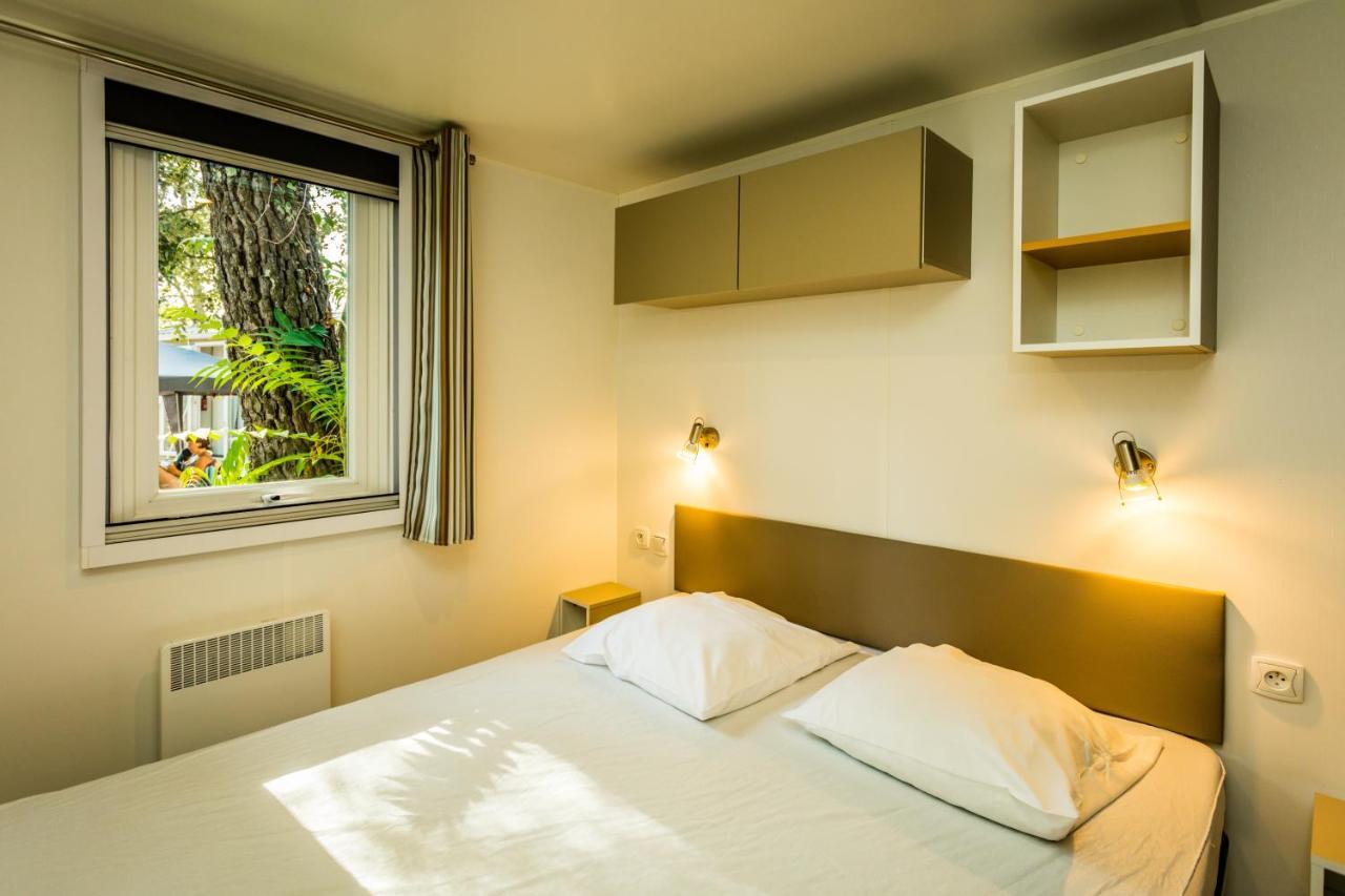 Camping La Sousta**** Remoulins Εξωτερικό φωτογραφία