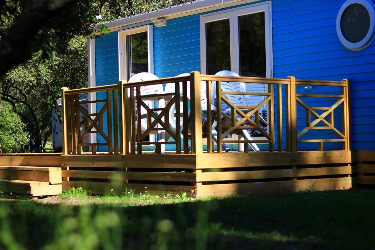 Camping La Sousta**** Remoulins Εξωτερικό φωτογραφία